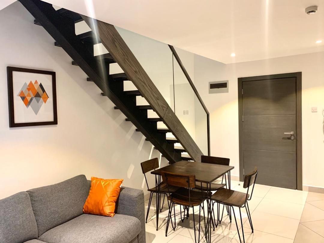 One Bedroom Apartment At A Embassy Gardens Cantonments อักกรา ภายนอก รูปภาพ