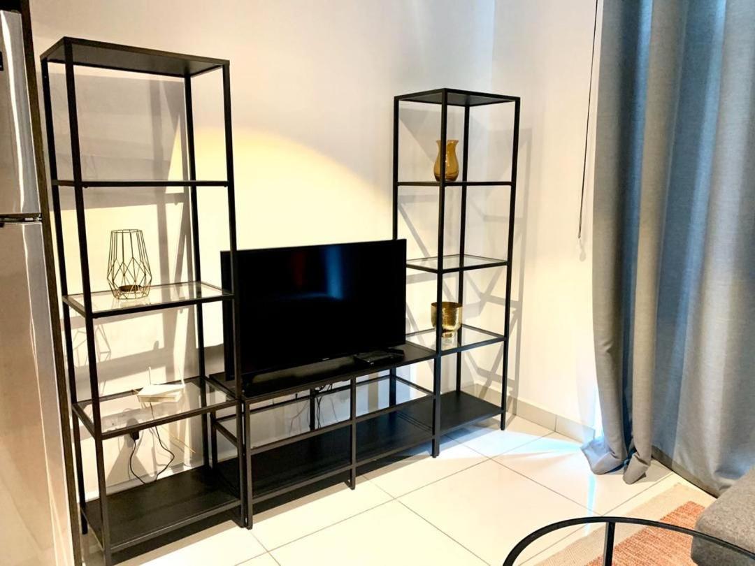 One Bedroom Apartment At A Embassy Gardens Cantonments อักกรา ภายนอก รูปภาพ