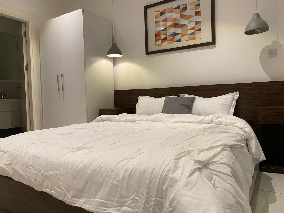 One Bedroom Apartment At A Embassy Gardens Cantonments อักกรา ภายนอก รูปภาพ